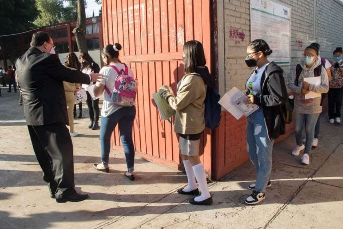 Confirman segundo caso de COVID tras regreso a clases presenciales en CDMX