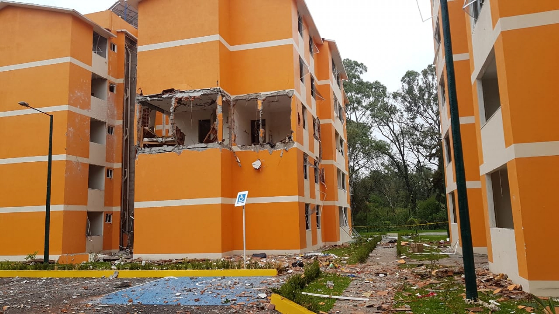 Emite Sedena comunicado sobre explosión en el interior de UH militar, en Cuernavaca
