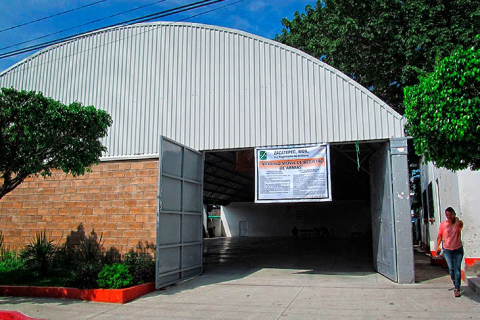 Buscan amparo para evitar la venta del auditorio de Zacatepec