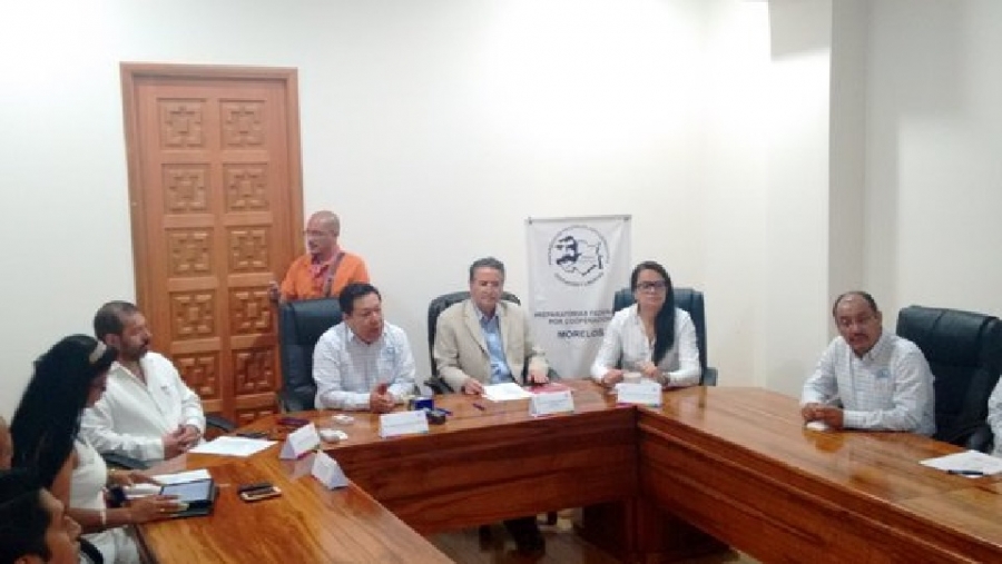 Presentan encuentro deportivo entre preparatorias