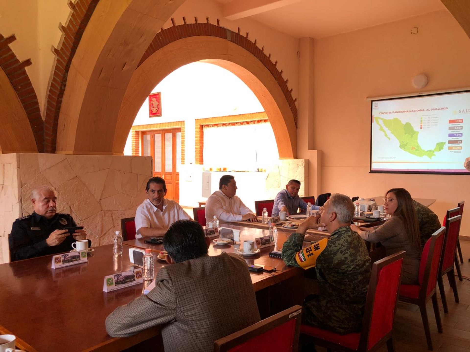 Acuerda Mesa de Coordinación Estatal sumar esfuerzos contra Covid-19 en Morelos