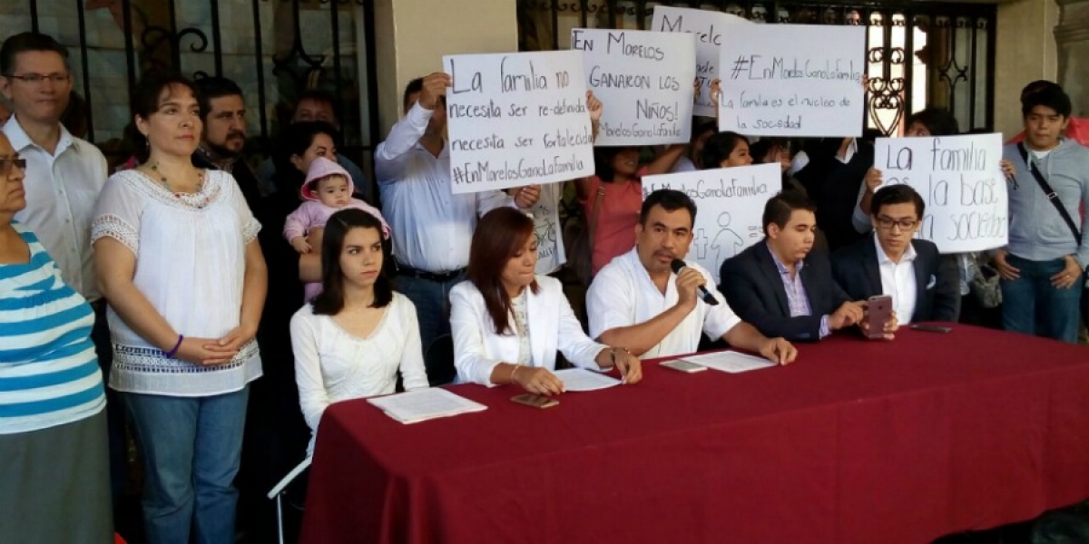 Afirma asociación que mayoría de ayuntamientos votaron en contra de la reforma que permite el matrimonio igualitario