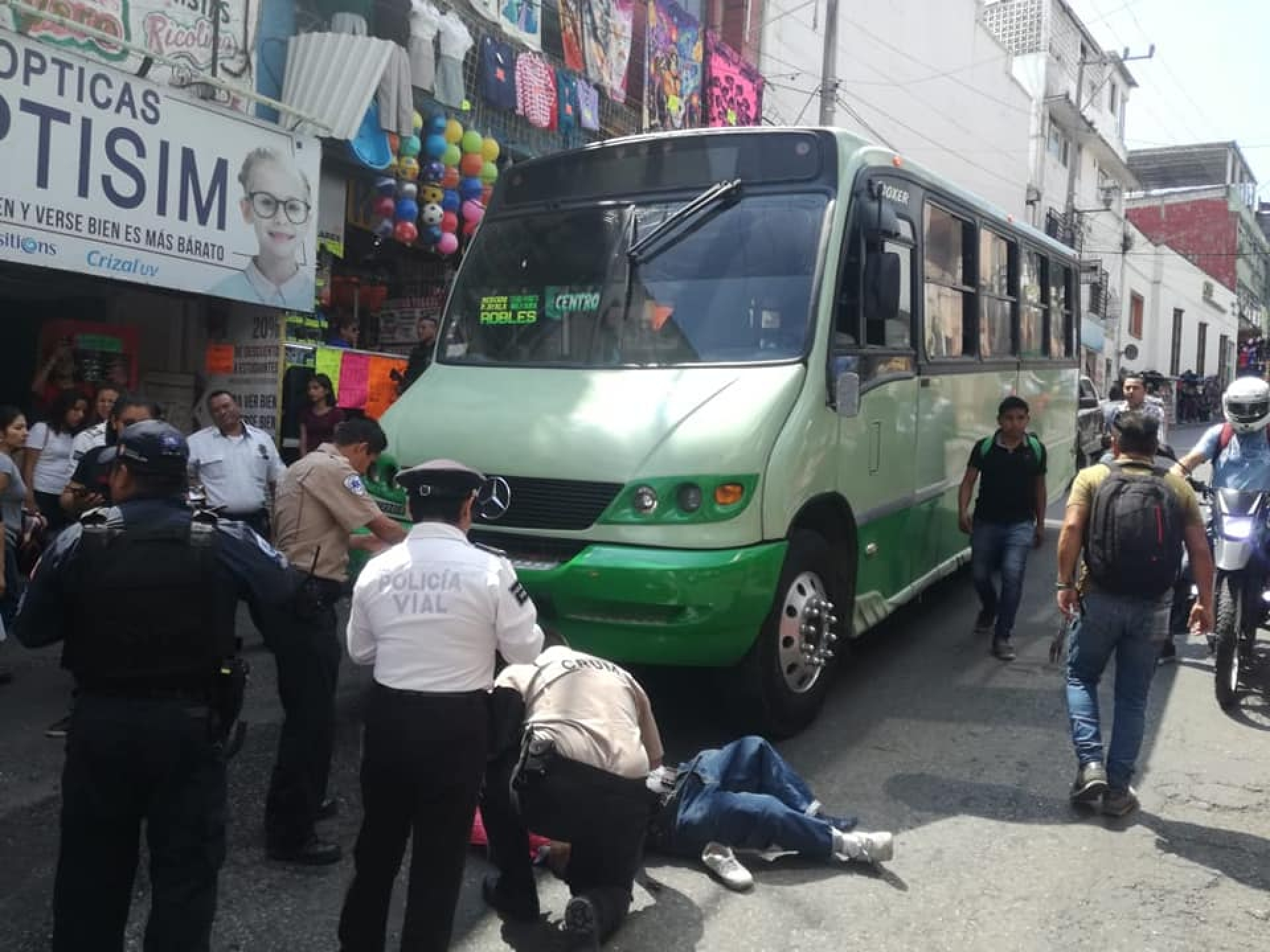 Atropellan a un hombre de la tercera edad en el centro de Cuernavaca