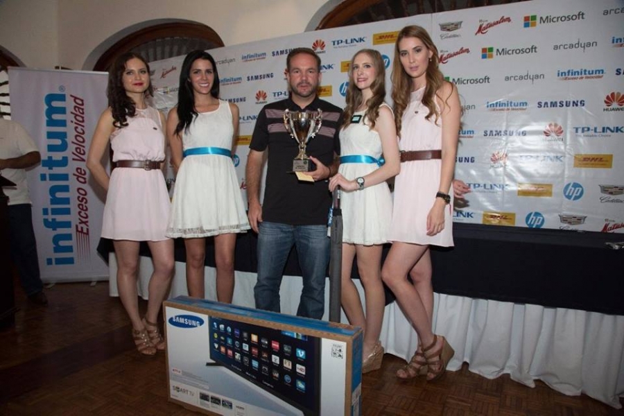 Guillermo Silva, campeón del torneo de la Semana Mayor de golf