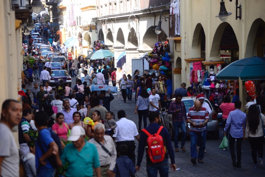 Regidor capitalino justifica existencia de comercio ambulante
