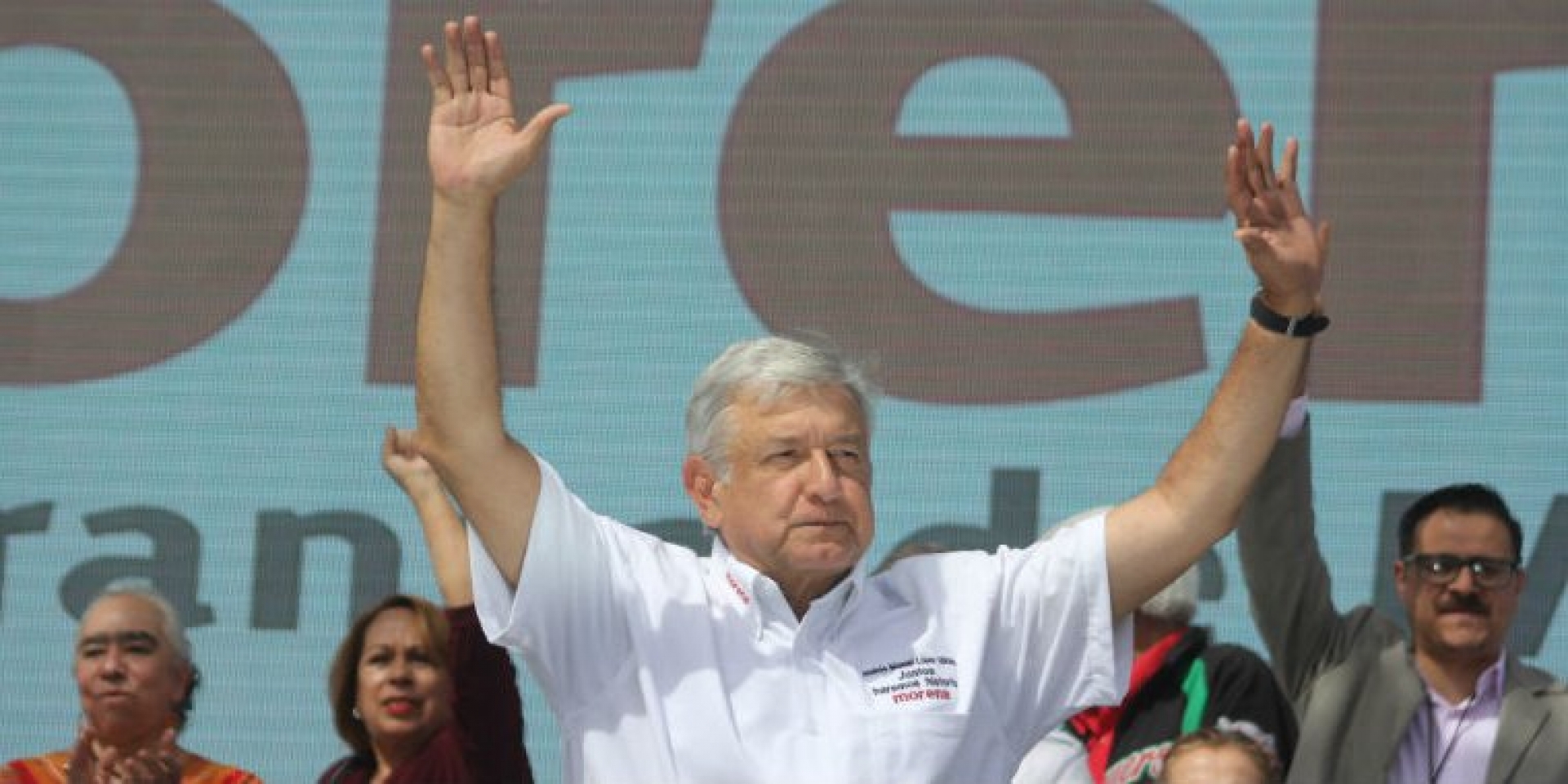 AMLO busca mayoría en Congreso, pide votar parejo por candidatos
