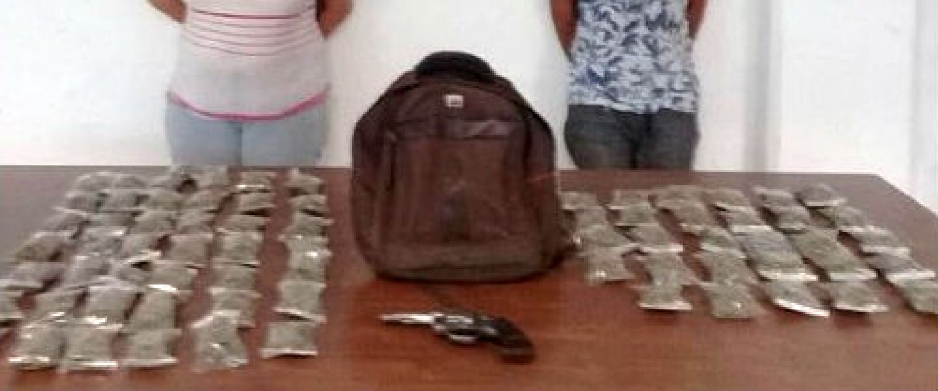 Detiene Mando Coordinado a dos personas con un arma de fuego, en Tlaltizapán
