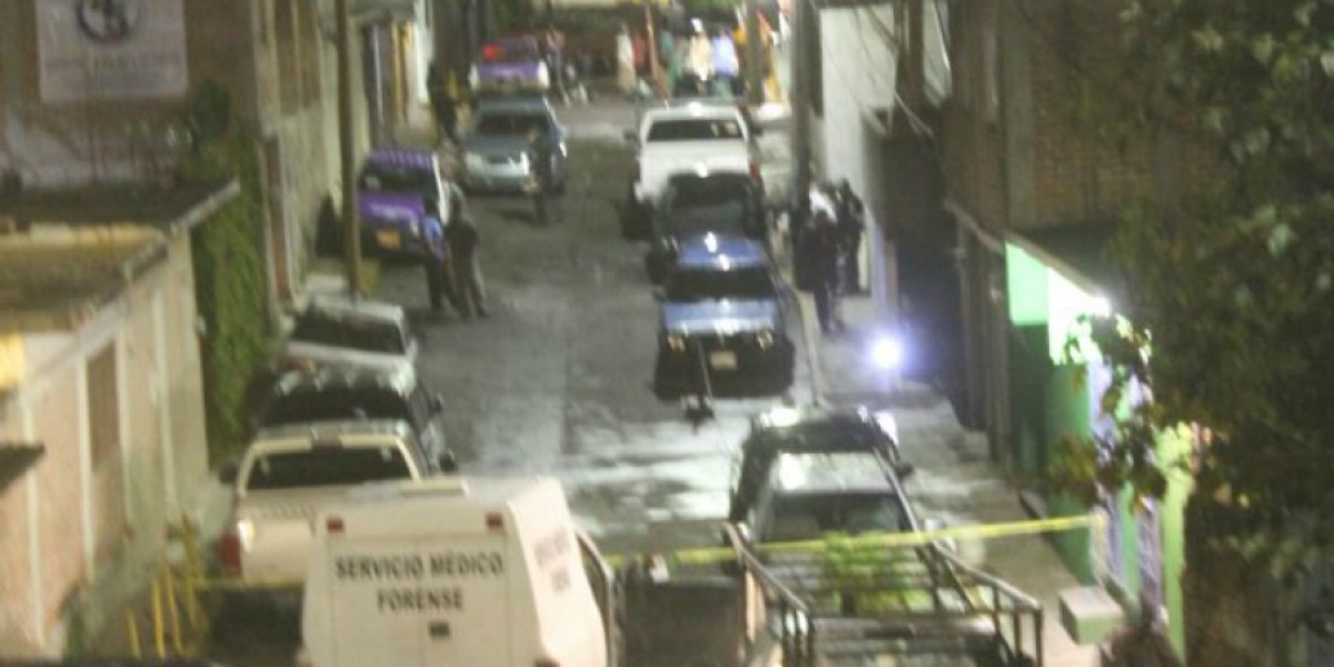Asesinan a una mujer a balazos en Cuernavaca