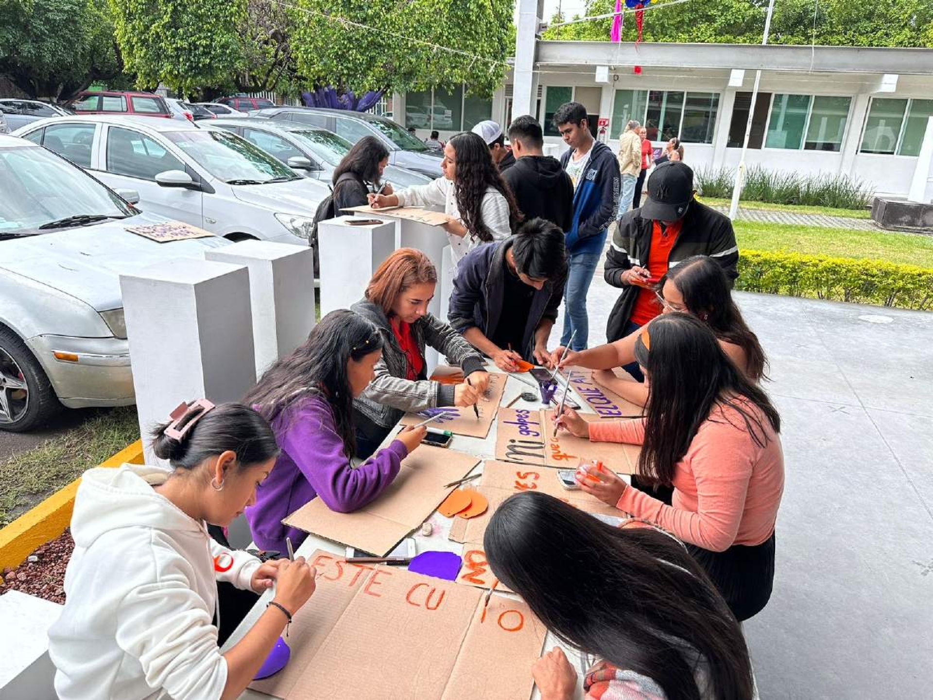 Brindan pláticas acerca de la violencia de género a estudiantes de Jojutla