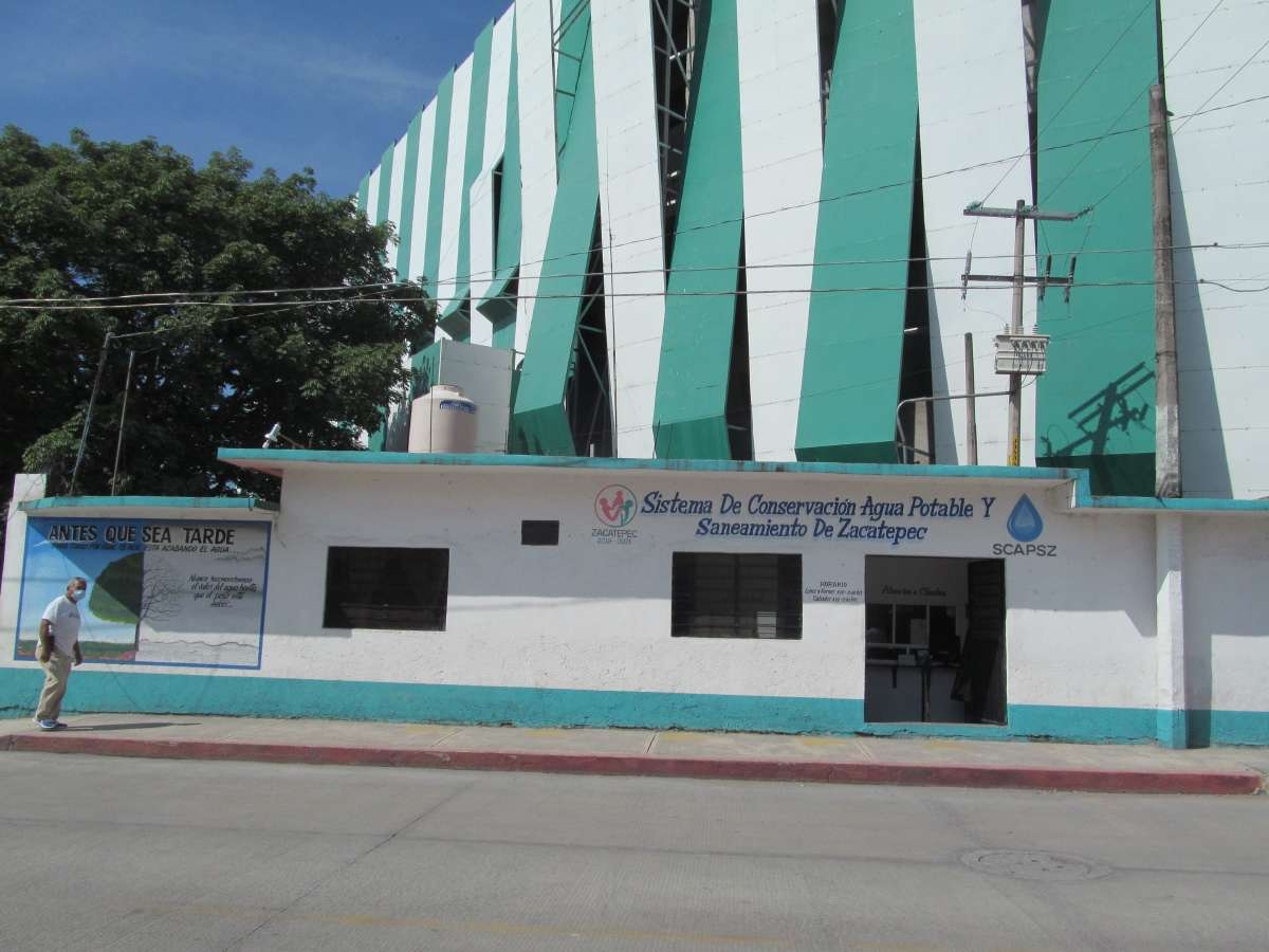 Siguen sin agua en colonias de Zacatepec