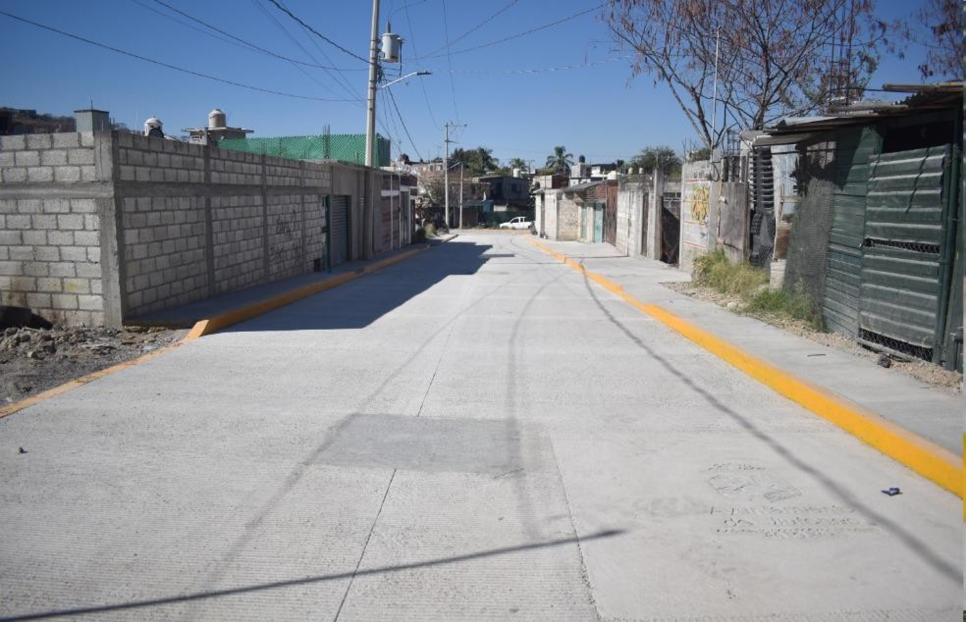 Pavimenta Ayuntamiento de Jiutepec calle en la colonia Calera Chica