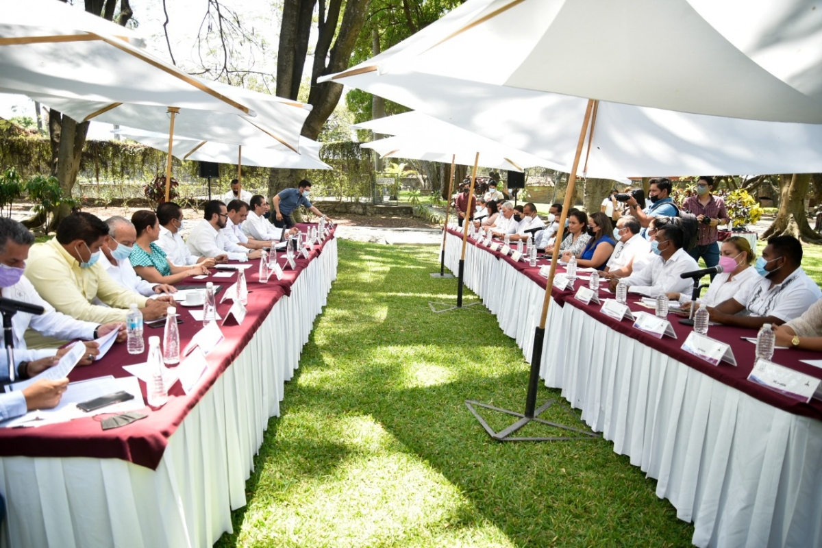 Estrechan lazos gobierno del estado y Puente de Ixtla para detonar el desarrollo del municipio