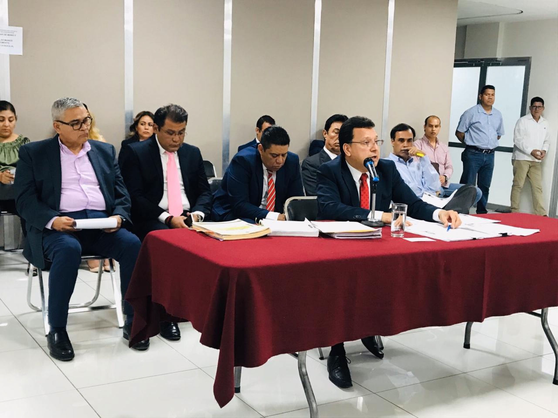 Comparece encargado de despacho de la SMyT ante diputados locales