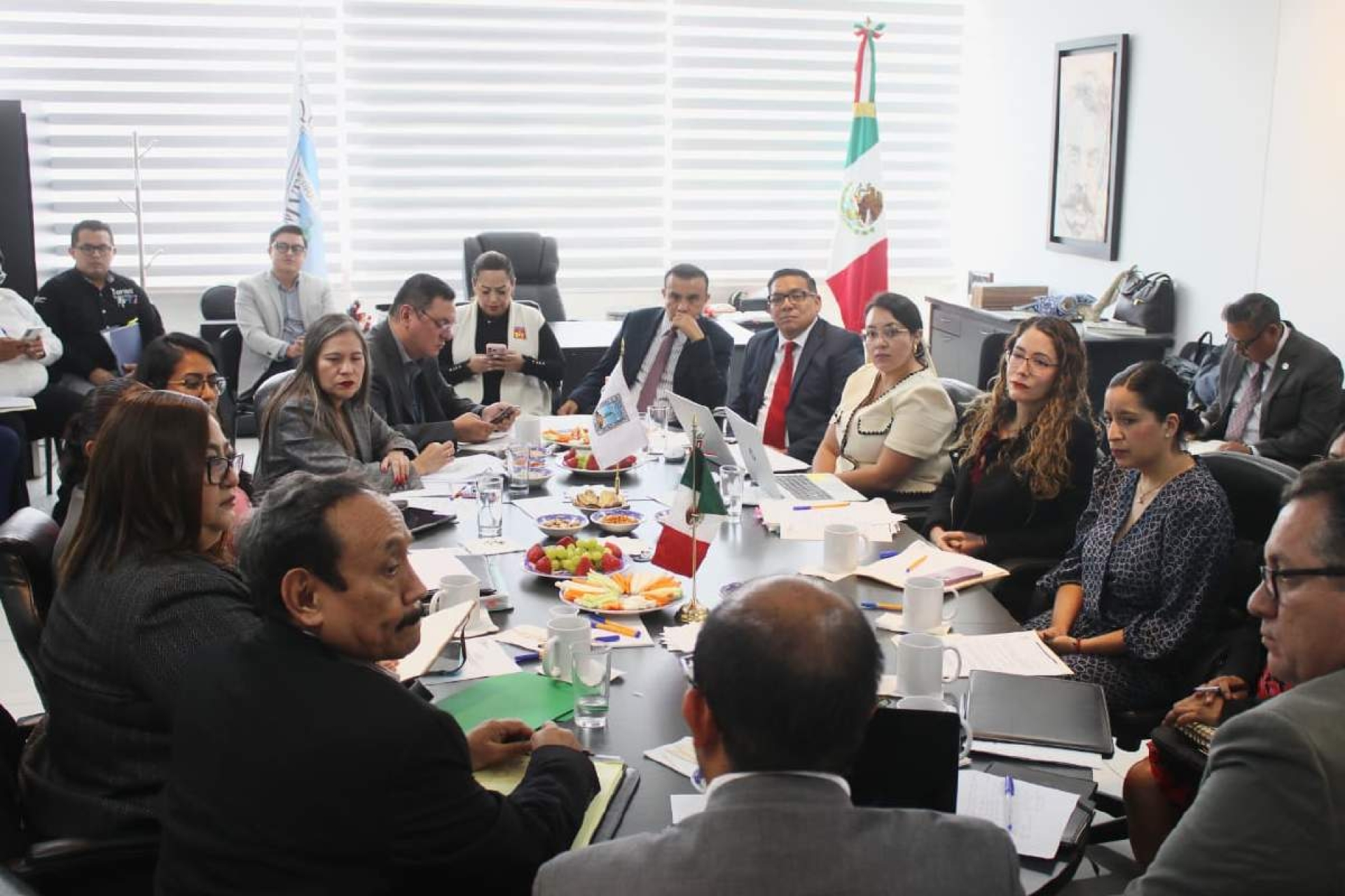 Pago de pensiones y jubilaciones podría superar los dos mil mdp en 2027