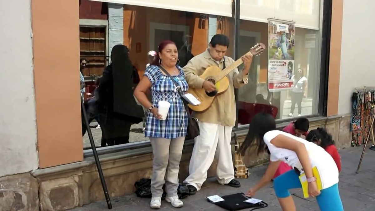 Imitadora de Shakira en Guanajuato se hace viral
