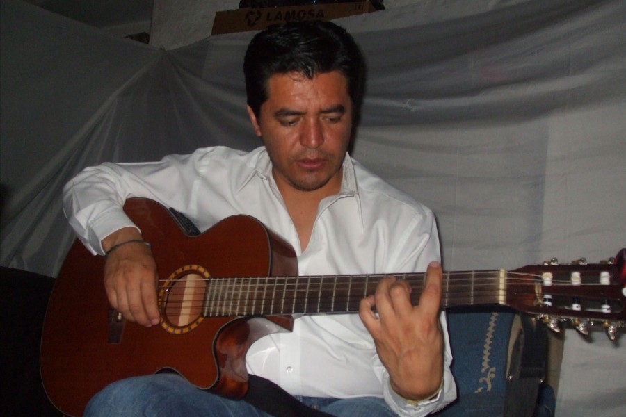Escribo sobre lo que veo, percibo e imagino: Picke Rivera