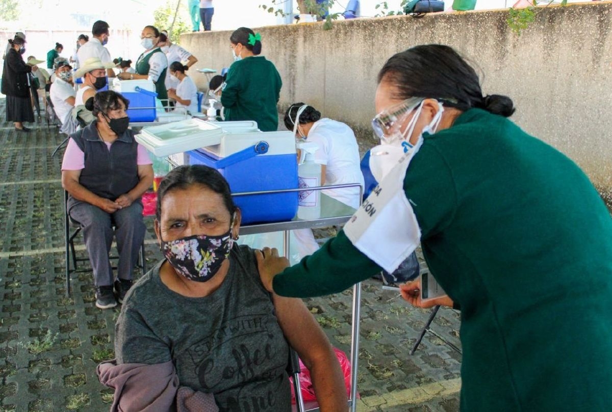 Agradece alcalde de Yecapixtla por vacunación