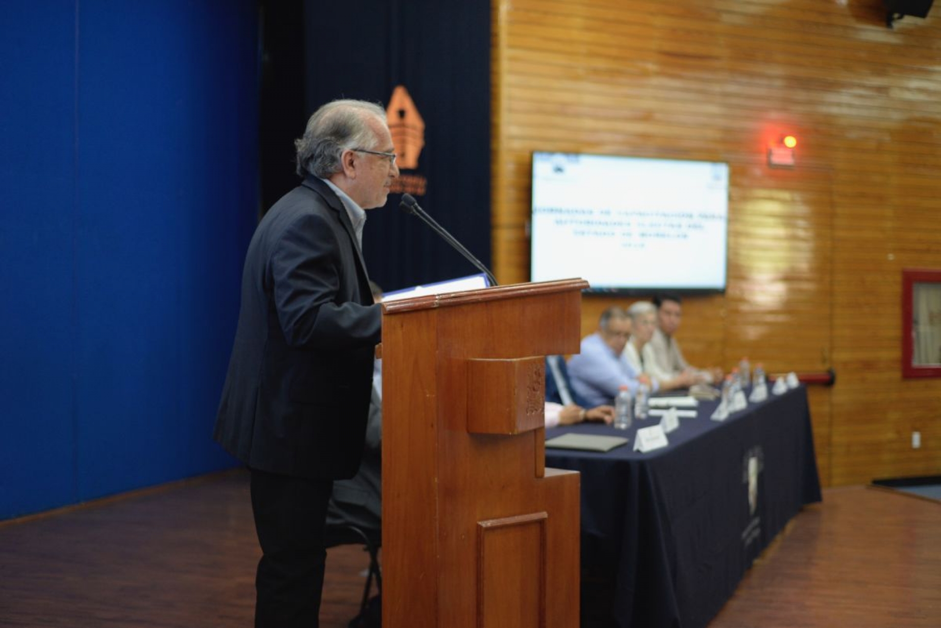 Pedirán rectores a AMLO rescate financiero de universidades