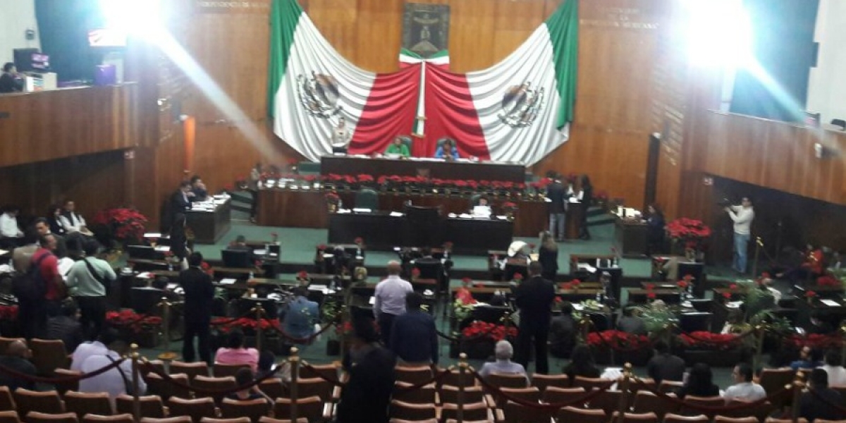 Acuerdan diputados aplicar sanciones a legisladores que lleguen tarde a las sesiones