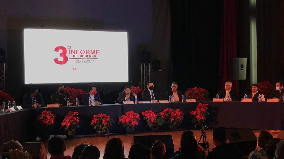 Sin incidentes, alcalde de Cuautla rinde su tercer informe