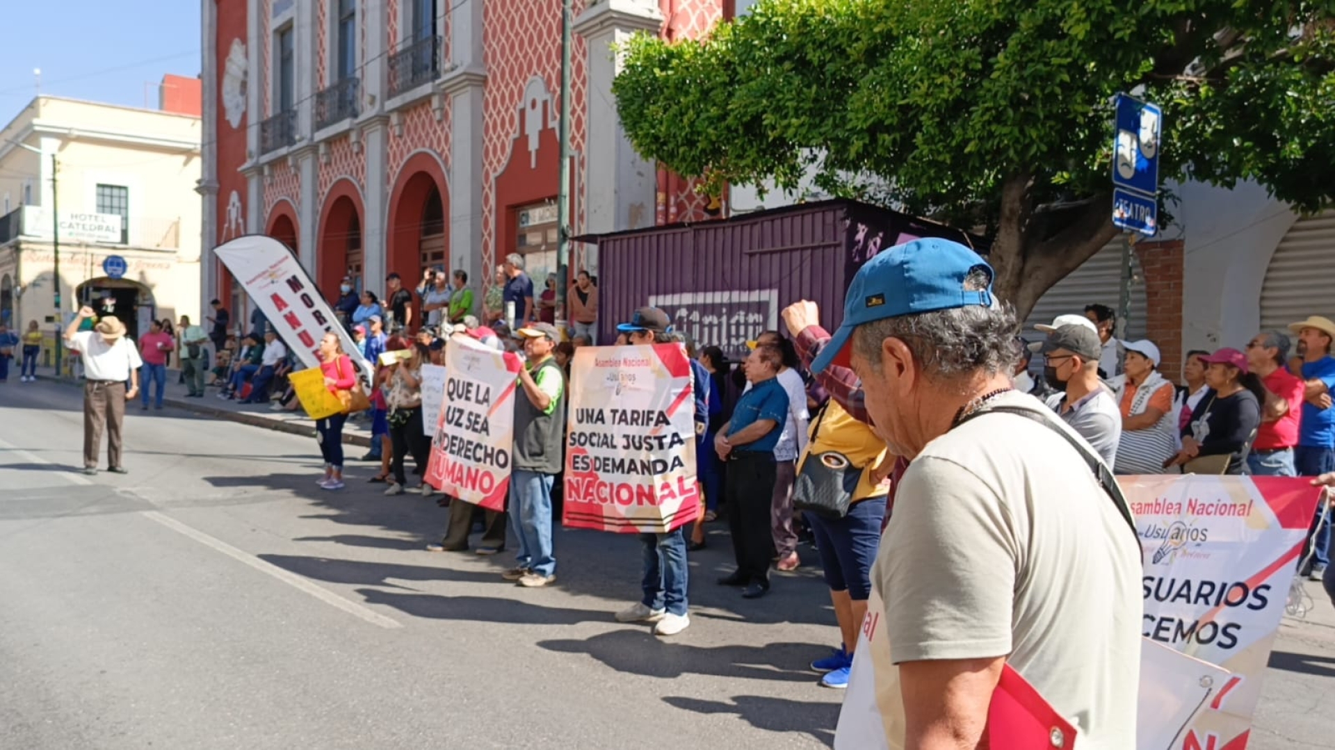 Reclaman a la Profeco actuar contra CFE