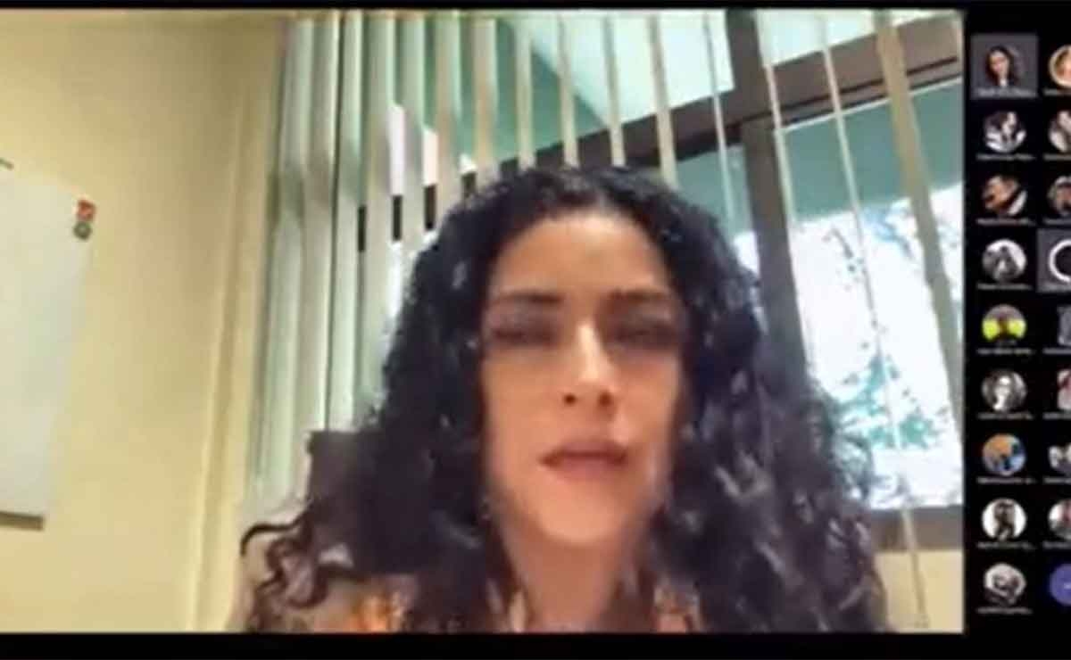 Profesora se enoja porque le dicen "Miss", “No trabajo en un restaurante”