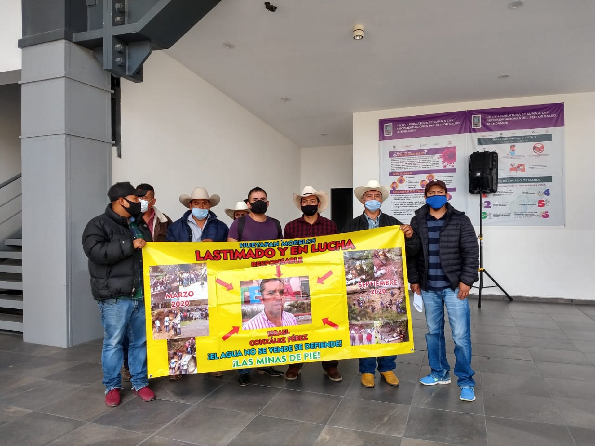 Exigen pobladores de Hueyapan reparación del daño por ruptura de tubería