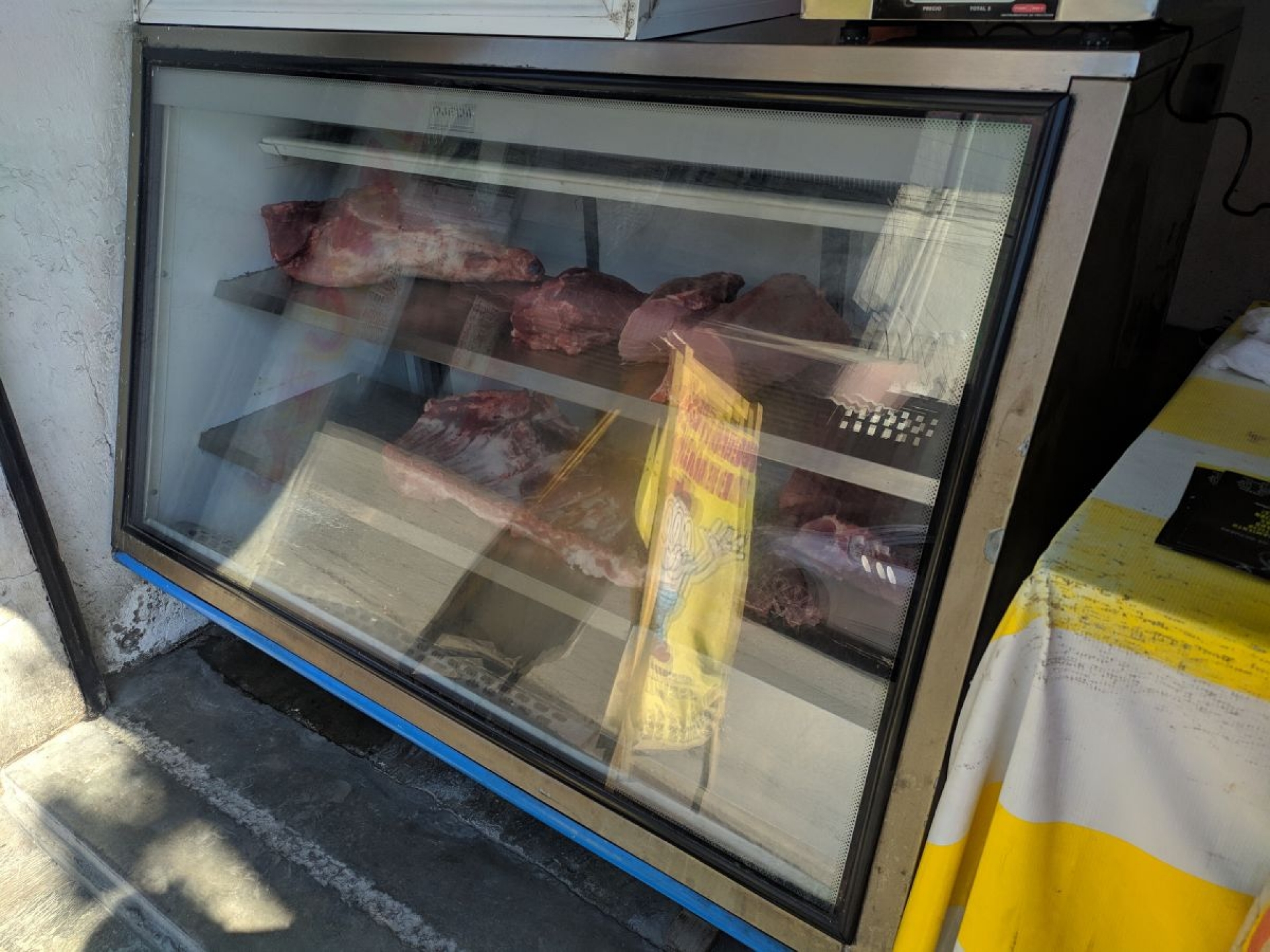 “La gente compra más carne de res que de pollo”