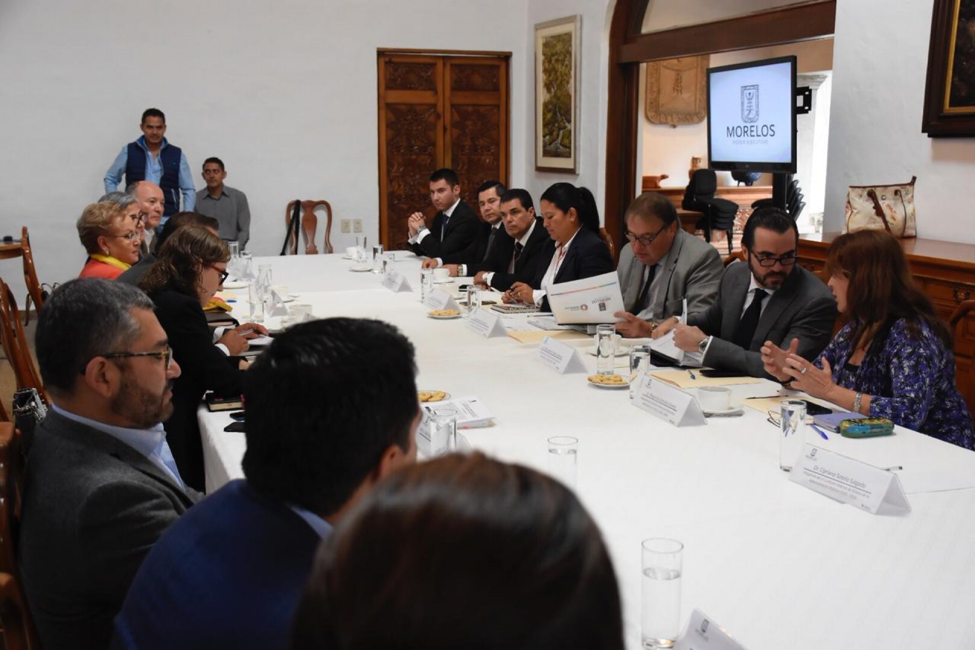 Efectúan reunión de comisiones de entrega recepción