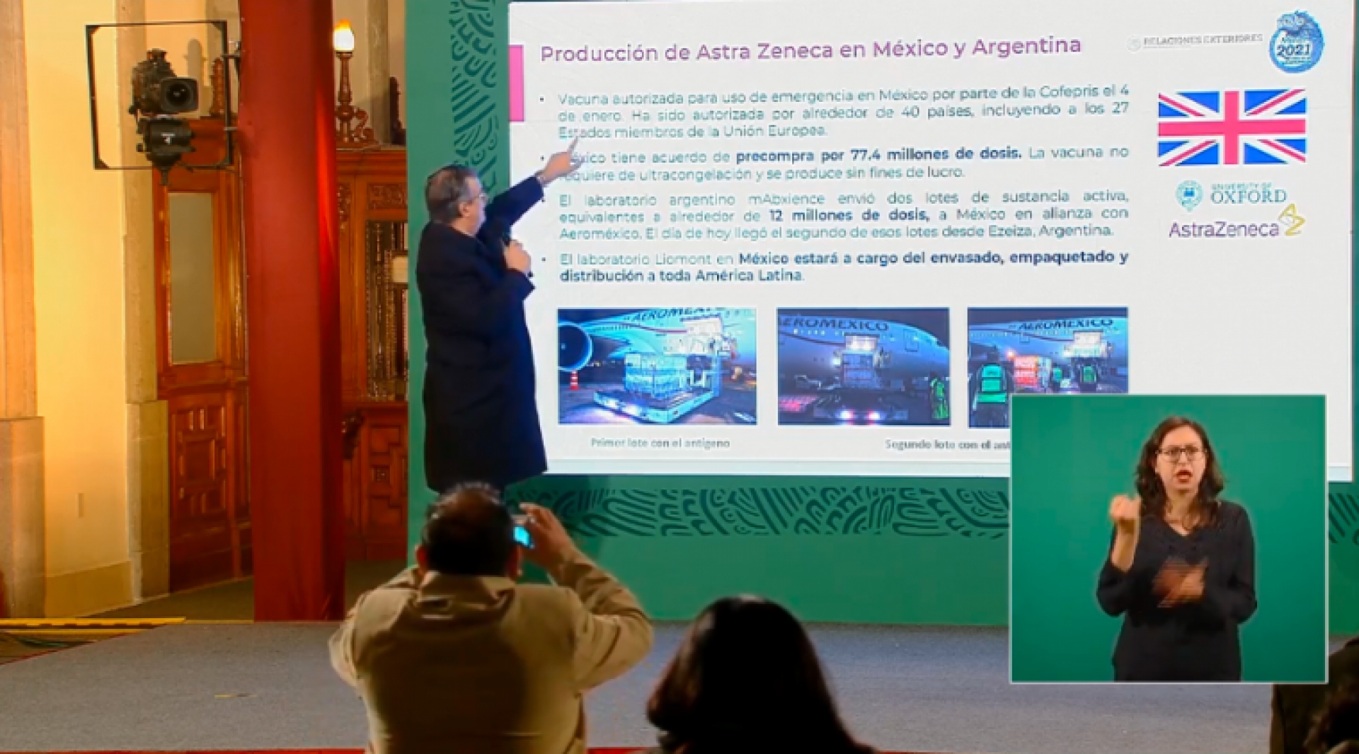Llega a México segundo cargamento de sustancia activa de vacuna de AstraZeneca