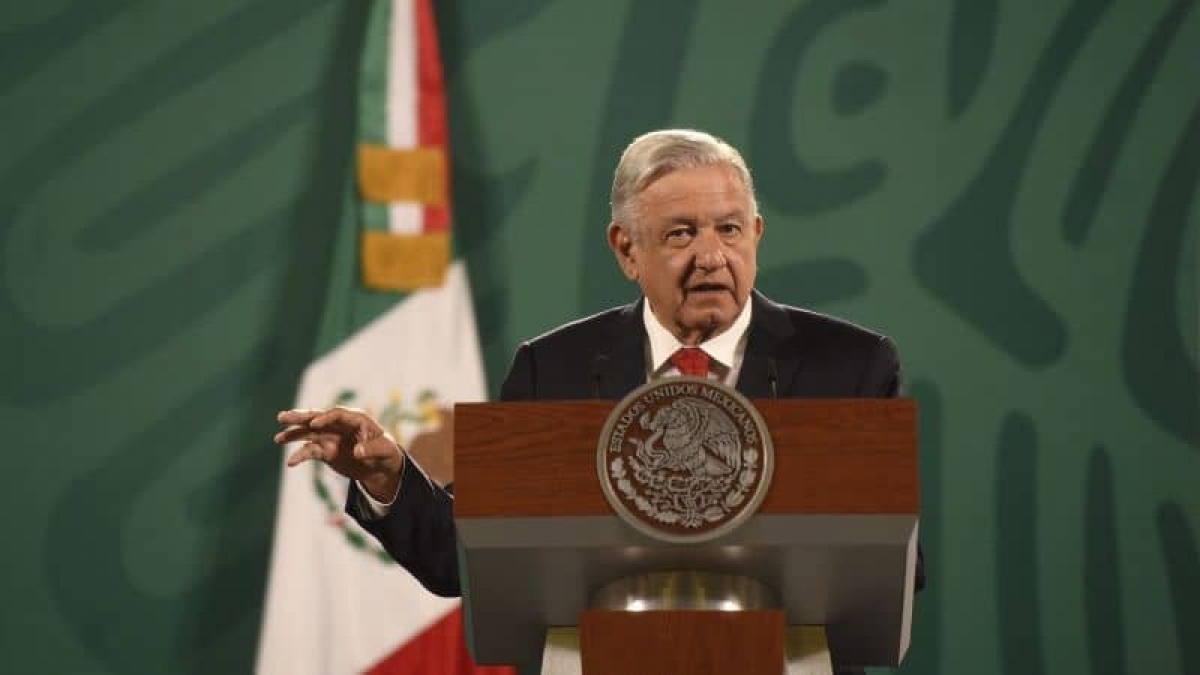 "Regreso a clases presenciales es "urgente" pero no obligatorio": AMLO