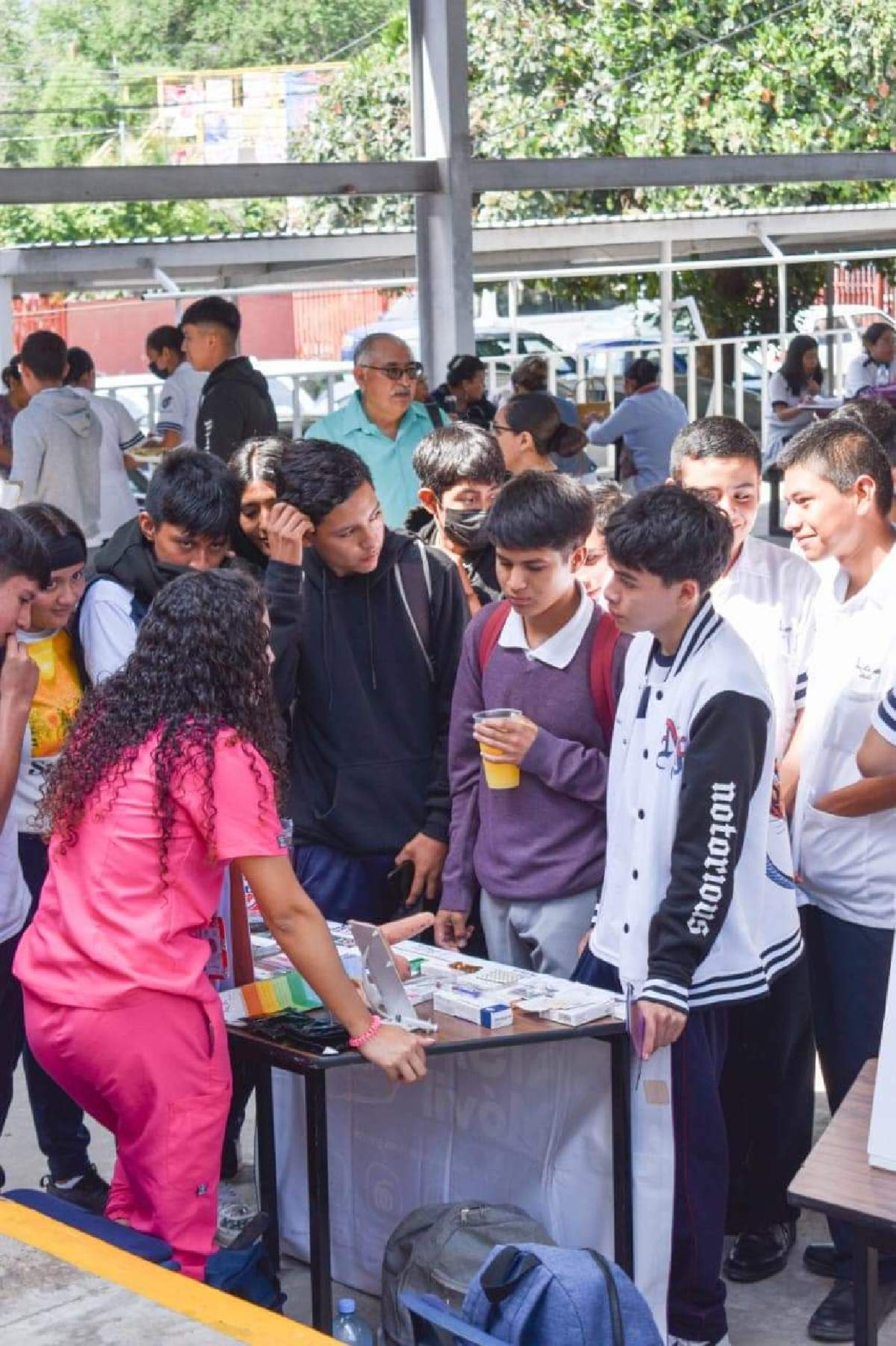 Implementan acciones para prevenir embarazos en adolescentes en Tetecala
