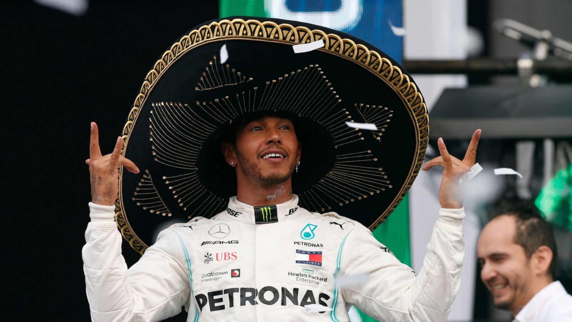 El piloto inglés Hamilton gana el GP de México; 'Checo' termina 7mo