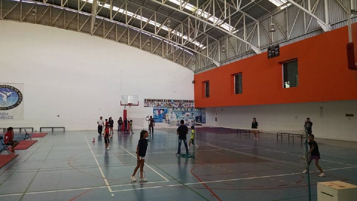 Surgen campeones del Torneo UAEM 2017 de bádminton
