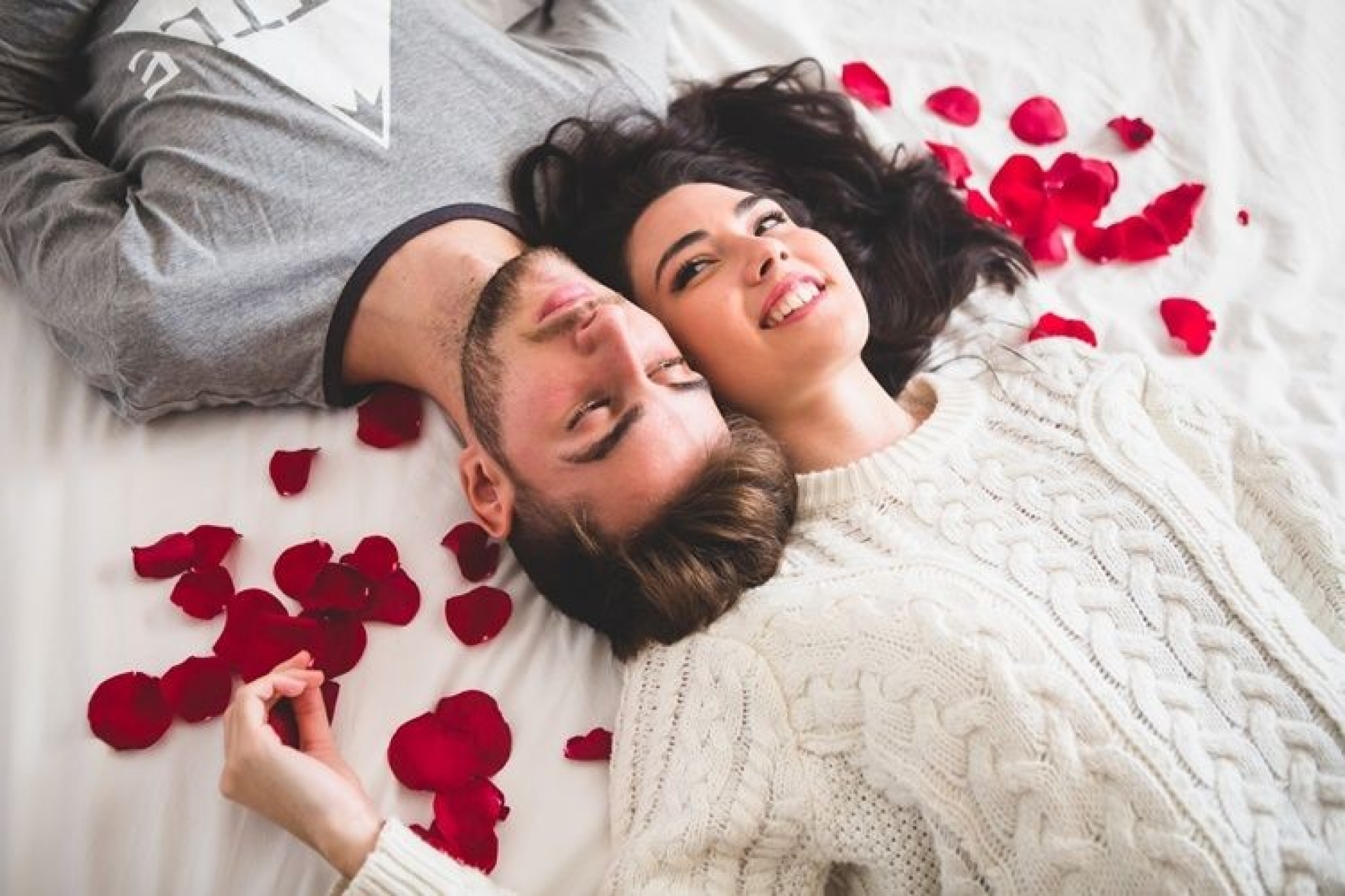 Día de San Valentín: ¿Cómo puedo festejar con mi pareja si los moteles están cerrados?