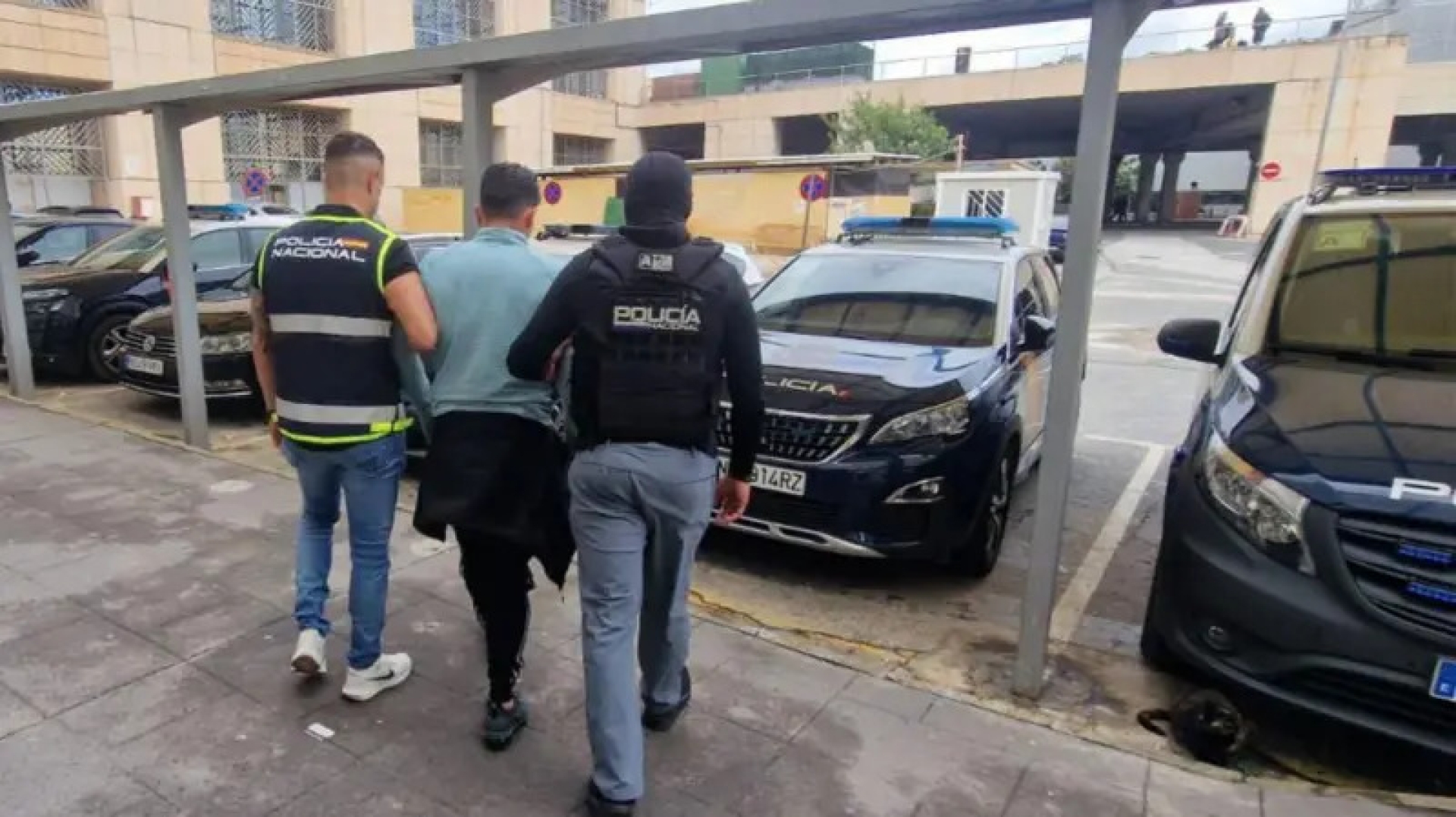 Arrestan en España a ‘Pipo’ Chavarría, líder de la banda ecuatoriana 'Los Lobos'