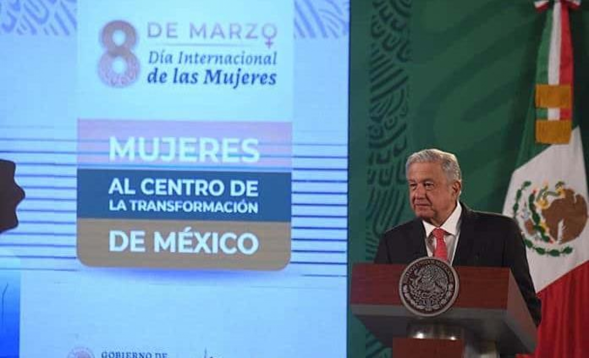 Día Internacional de la Mujer ‘no es para felicitar’: AMLO