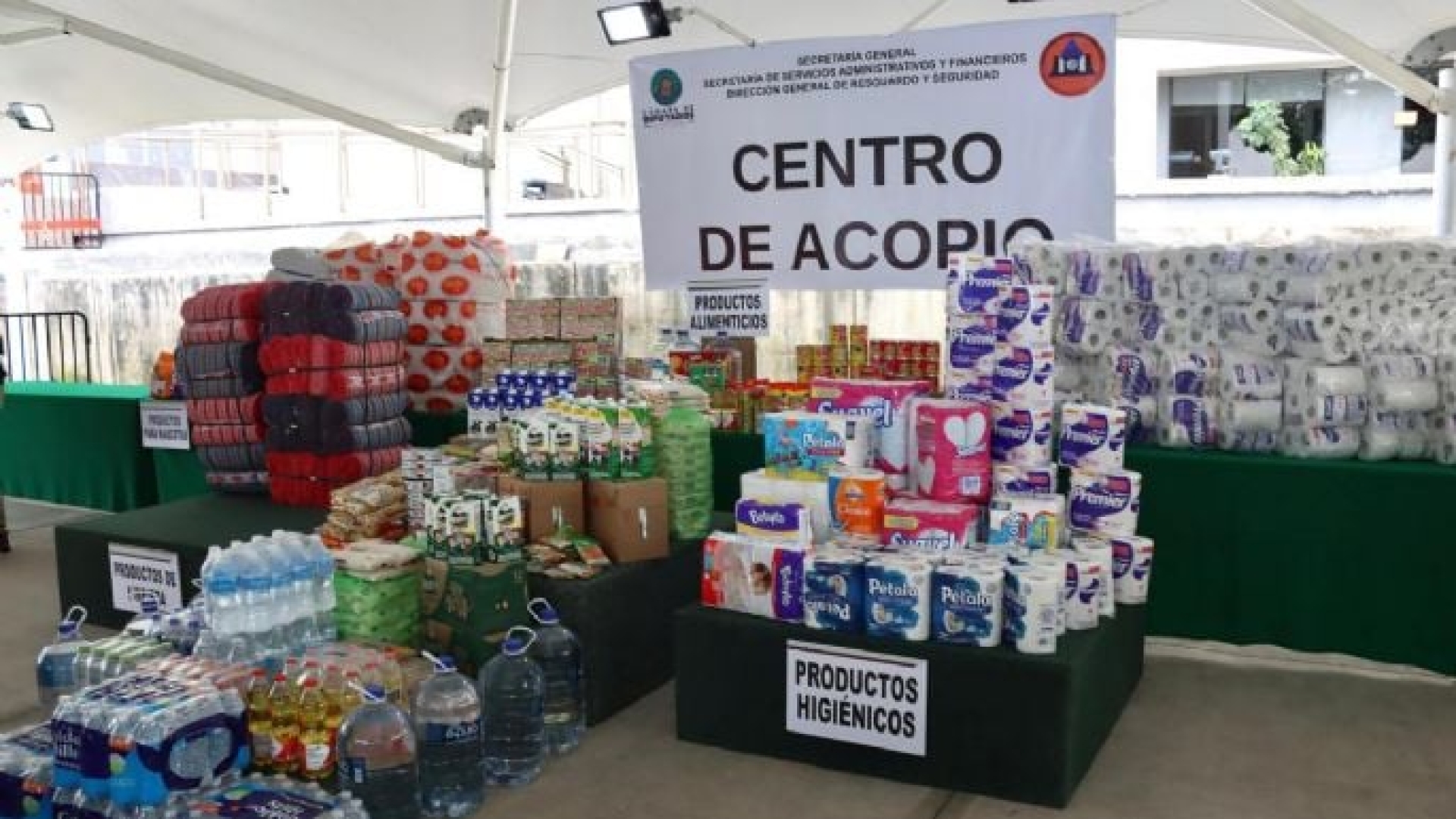 Cámara de Diputados abre centro de acopio para afectados por huracán 'John'