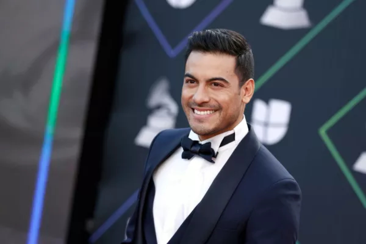 Carlos Rivera celebra haber formado parte de 'La Academia'